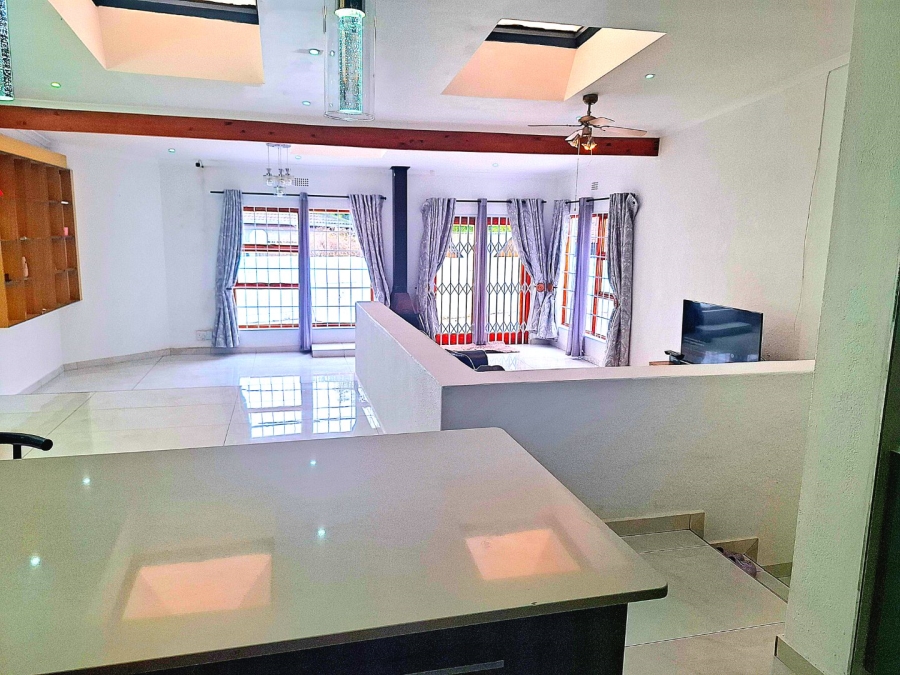 4 Bedroom Property for Sale in Welgelegen 3 Western Cape
